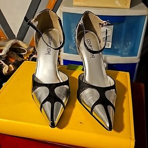 New Coup D'etat Ltd. Designer Shoes, Sz 8.5, Black & Silver Patent, Ankle Strap